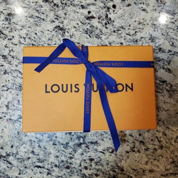 🎁 NEW Louis Vuitton Mini Pochette in Damier Ebene Made in France 🇫🇷 - Picture 11 of 12